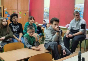 Uczestnicy warsztatów - uczniowie i nauczycielka