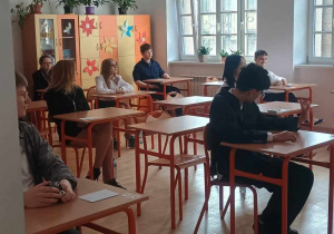 oczekiwanie w sali