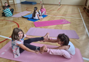 Ćwiczenia na sali gimnastycznej