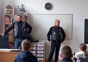 Z przedstawicielami Klubu Knight Riders