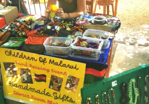 Sklepik obwoźny - kiermasz na rzecz dzieci