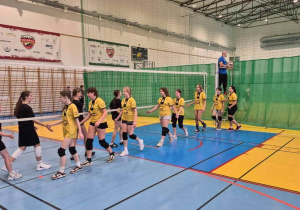 Przywitanie przed meczem