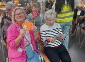 Europejski Dzień Seniora z odblaskami w tle