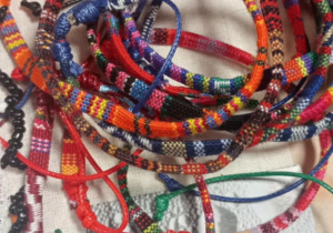 Kolorowe bransoletki