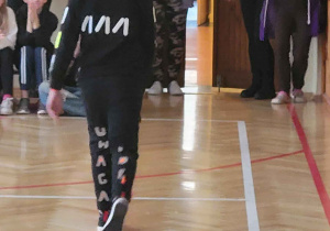 Pokaz mody odblaskowej