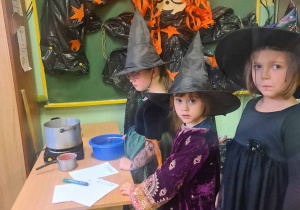 w przebraniach andrzejkowych