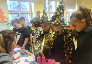 Wróżba przy stoliku