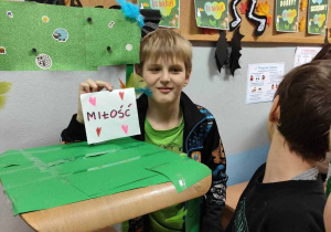 uczeń wybrał miłość