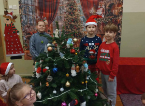 Mikołajki i ubieranie choinki