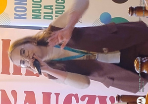 Pani Julia podczas opowiadania o swojej pracy