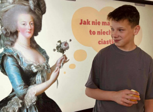 „Niech jedzą ciastka"