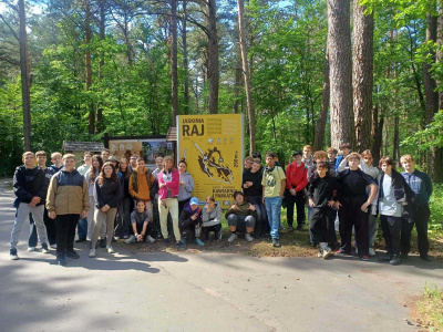 Klasy 7 na wycieczce w Górach Świętokrzyskich.